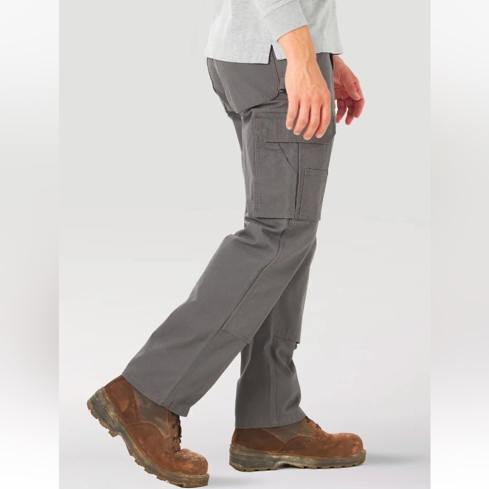 New Wrangler Men's workwear Graphite Ranger Cargo Pants 36 x 32